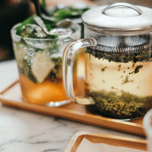 clear tea infuser with tea leaves